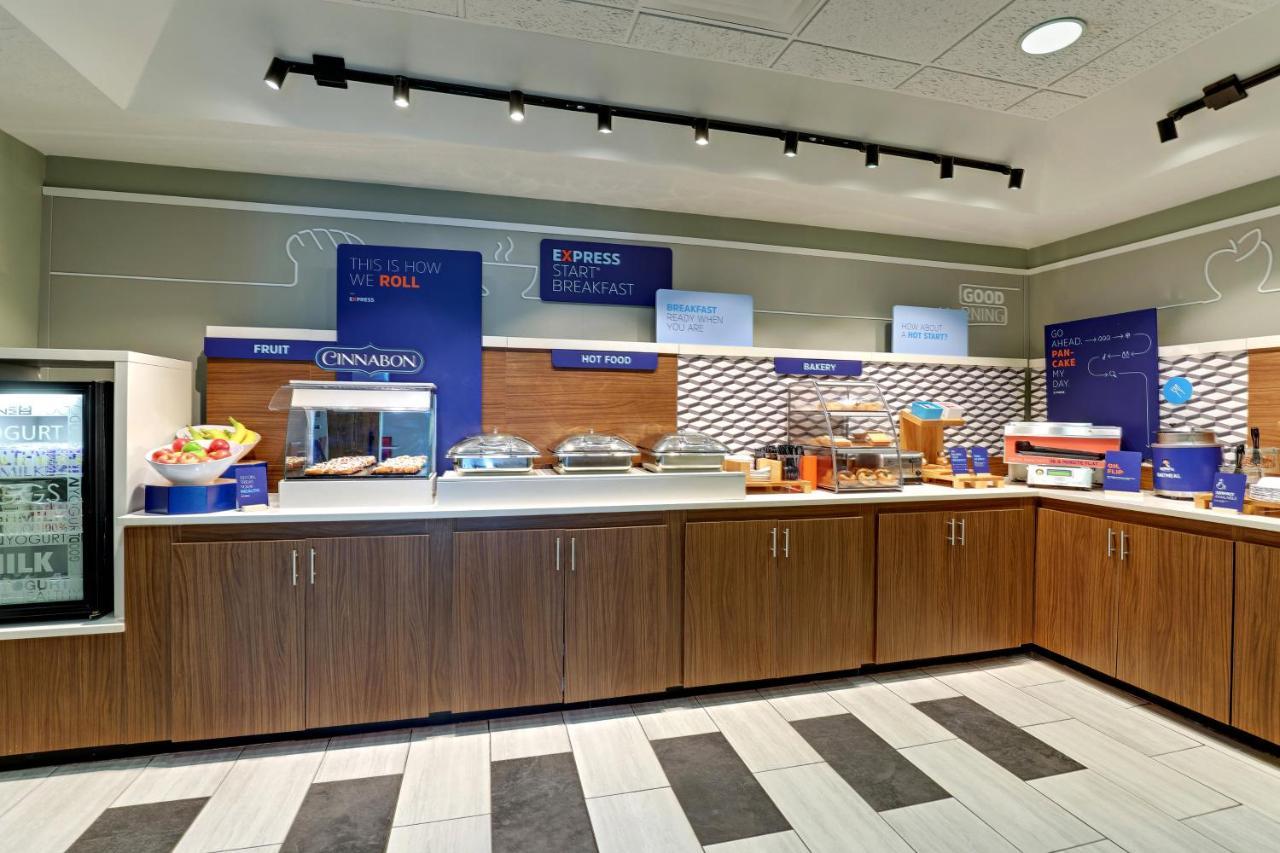 Holiday Inn Express Campbellsville By Ihg Exterior foto
